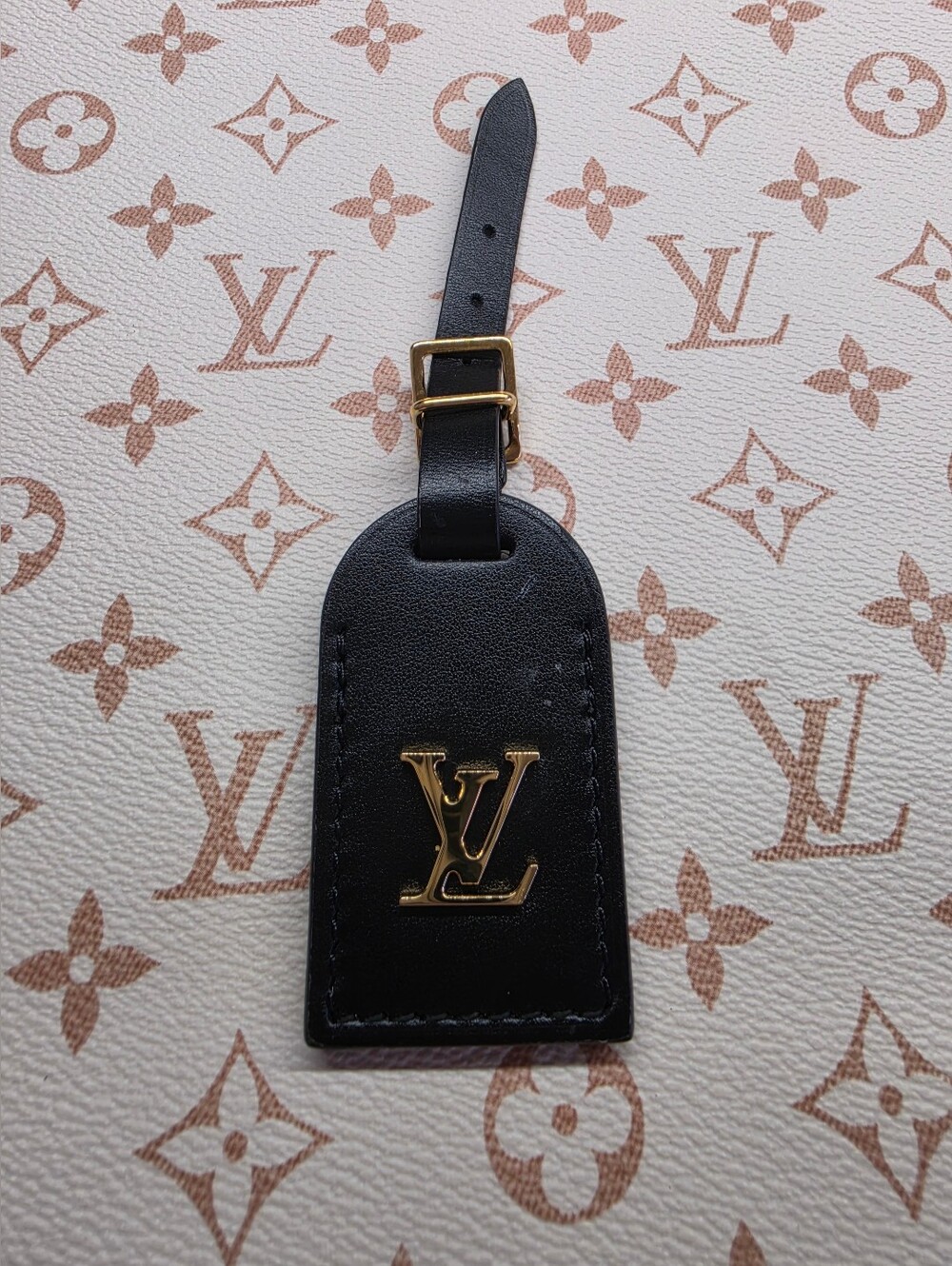 Louis Vuitton Black Leather Luggage Tag with Gold LV Initials